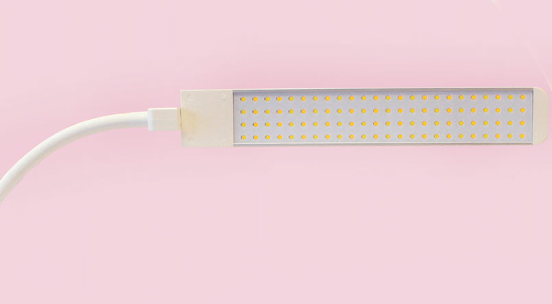 DESK LAMP