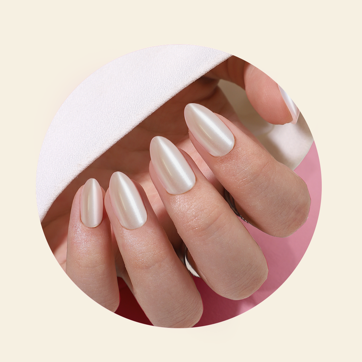 Silk & Smoke (Medium)